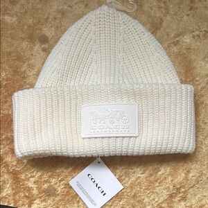 Coach Patch Beanie white knit NWT